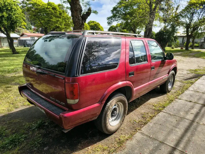 Chevrolet Blazer 4x2 - 4
