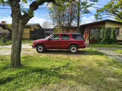 Chevrolet Blazer 4x2 - miniatura 5