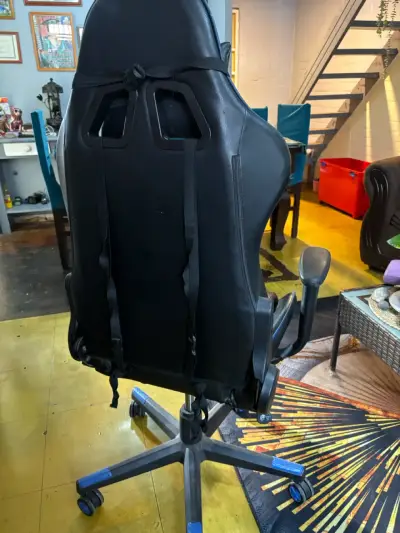 Silla Gamer SGXO Negra y Azul con Detalles - miniatura 1