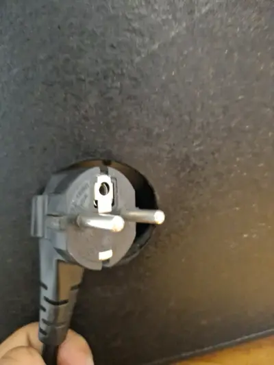 Amplificador de bajo Samick BA 10 en buen estado - miniatura 3