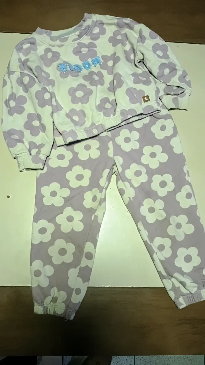 Conjunto de ropa infantil con chaqueta de mezclilla y pantalones - 4