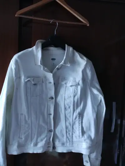 Chaqueta de mezclilla blanca para mujer - miniatura 1