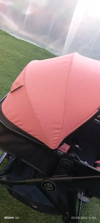 Coche de bebé rosa  ajustable marca bebesit - miniatura 2