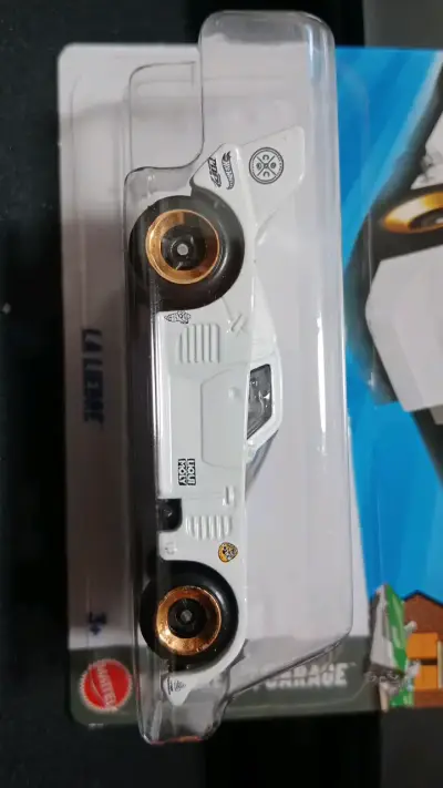 Hot Wheels La Liebre Albina - miniatura 4
