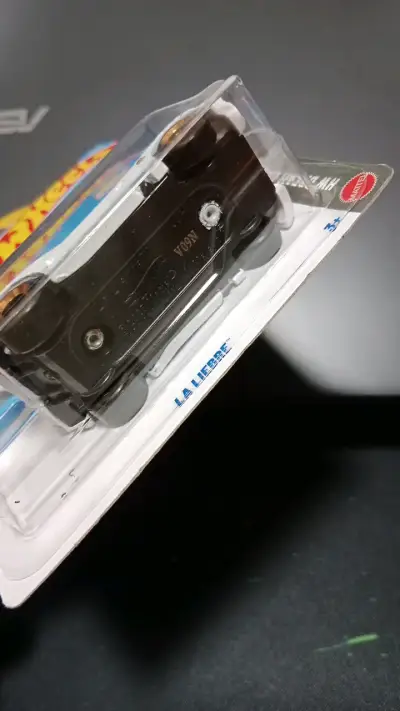 Hot Wheels La Liebre Albina - miniatura 5