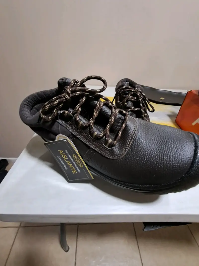 Zapatos de seguridad aislantes marca Walz - 1