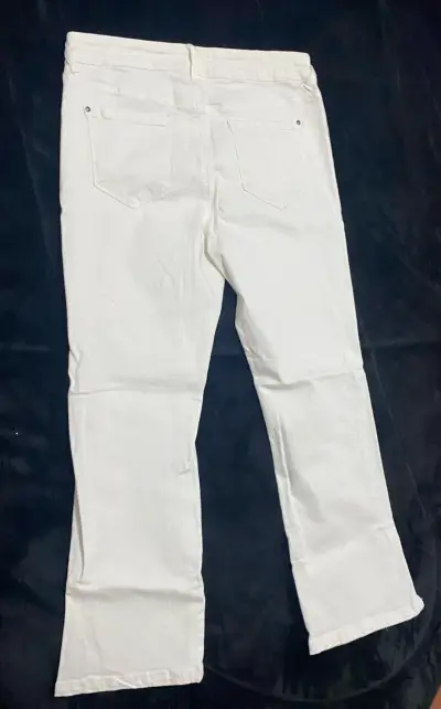 Pantalones blanco invierno 3/4 elásticados Talla M - miniatura 3