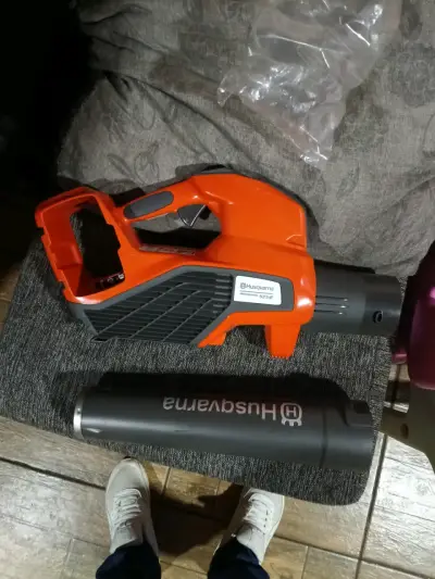 Soplador de hojas Husqvarna 525iB profesional - miniatura 1