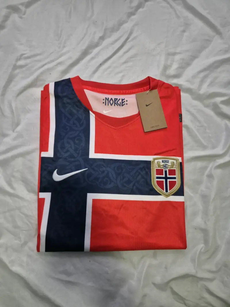 Camiseta de fútbol Noruega Nike roja - 1