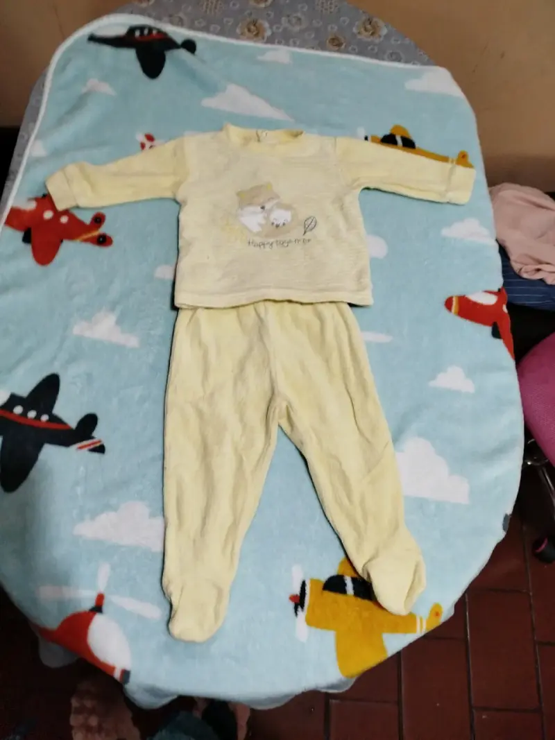 Conjunto de ropa para bebé en varios colores - 4