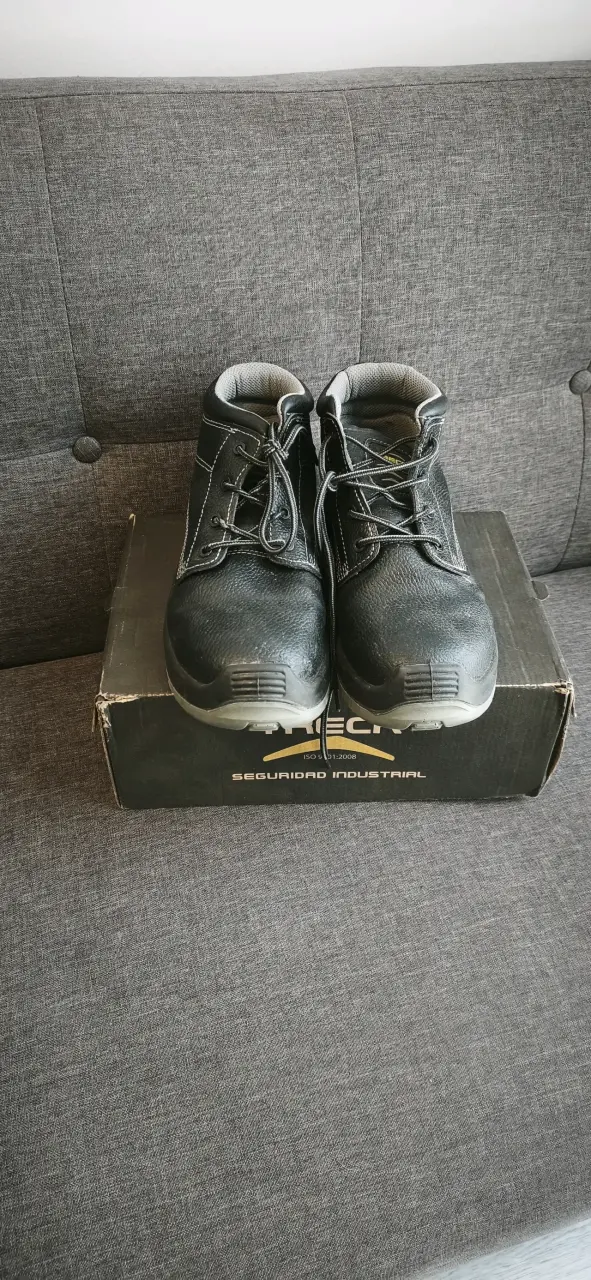Botas de seguridad industrial Trek negras