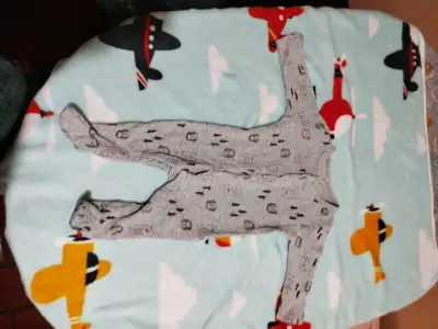 Conjunto de pijamas para bebé con diseños de animales - miniatura 6
