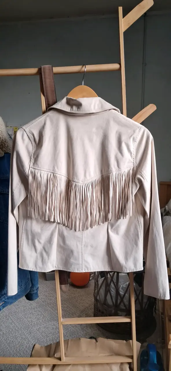 Chaqueta beige con flecos Springfield - 2