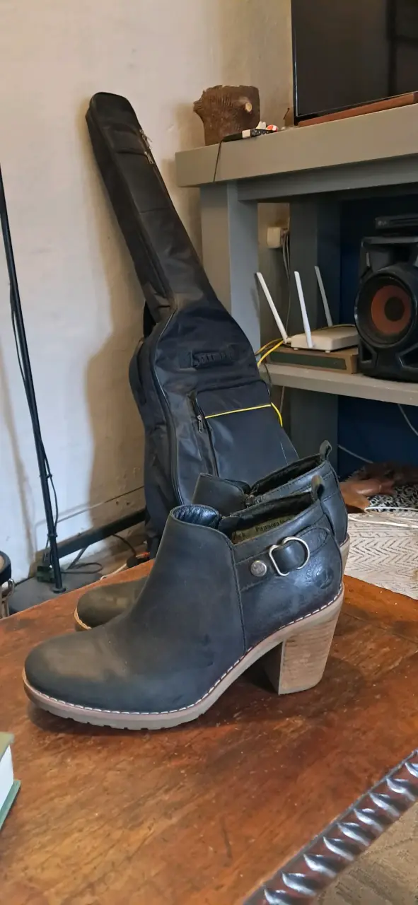 Botines de cuero negro con tacón para mujer - 2