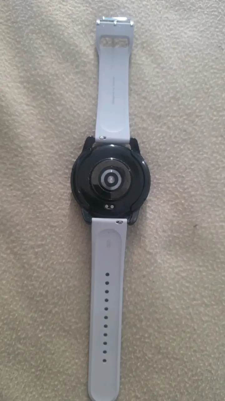 Smartwatch Xiaomi con HyperOS y cargador - 4
