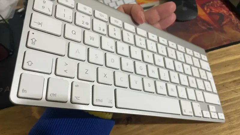 Teclado Apple blanco - 1