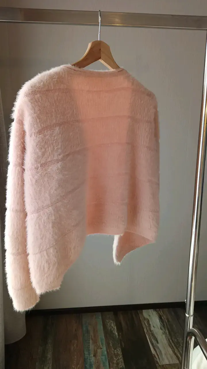 Cardigan de mujer rosado suave - 2