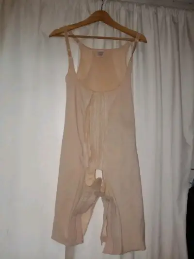 Faja postoperatoria beige Medicolet - miniatura 1