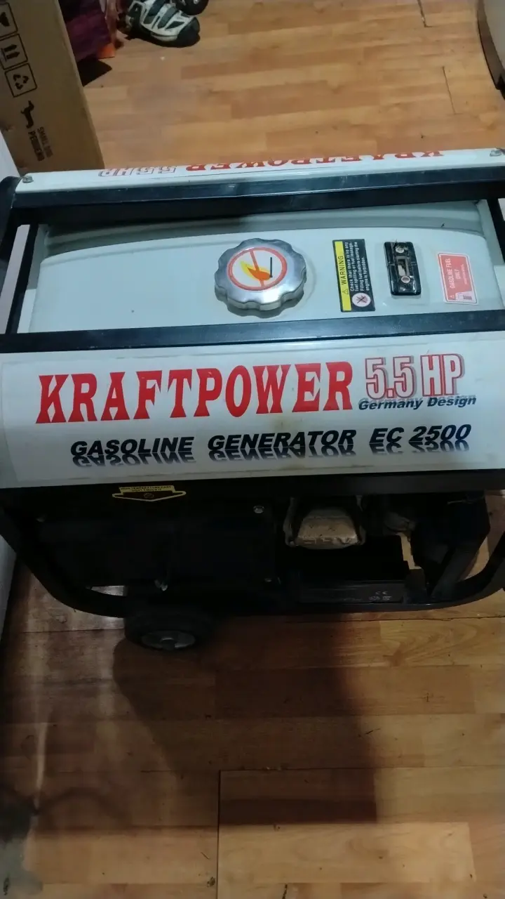 Generador a gasolina Kraftpower 5.5 HP EC 2500 - 2