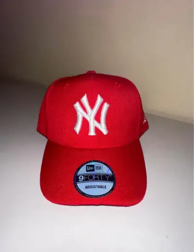 Gorra roja NY ajustable - miniatura 1