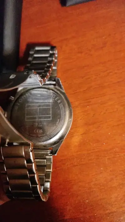 Reloj Tommy Hilfiger de acero inoxidable - miniatura 3