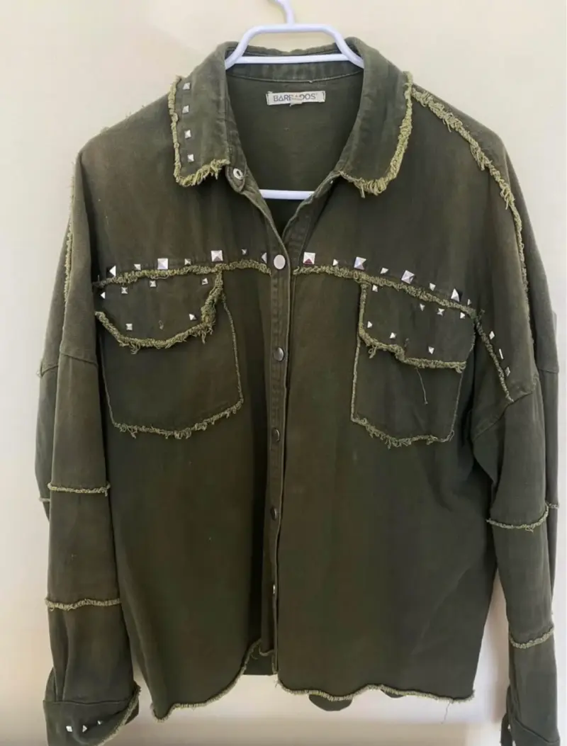Chaqueta verde con tachas Barbados - 1