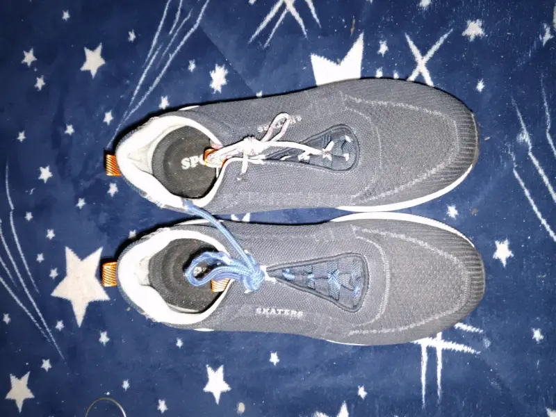 Zapatillas deportivas grises para hombre