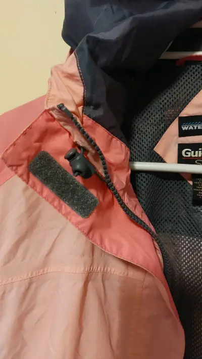 Chaqueta impermeable rosa Guide Series - miniatura 4
