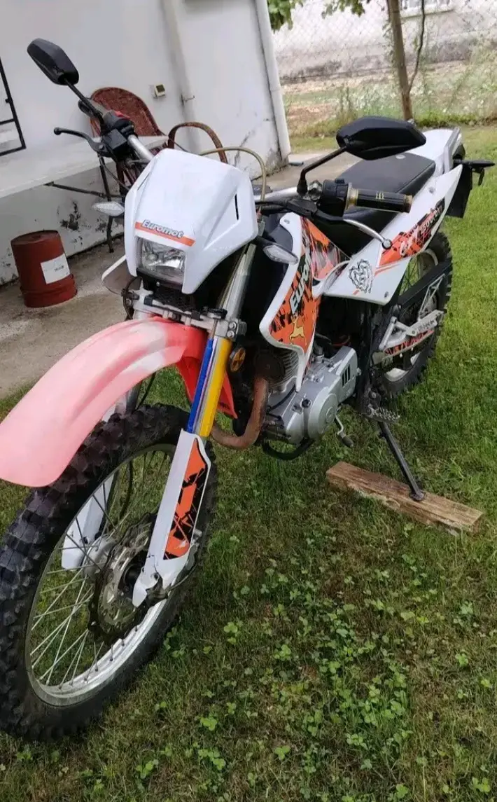 Moto Euromot GXT 250cc para Enduro - 3