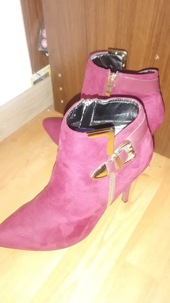 Botines de tacón alto burdeos con hebilla - 2