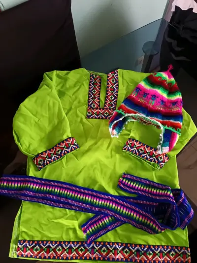 Traje típico andino Tinku - miniatura 1