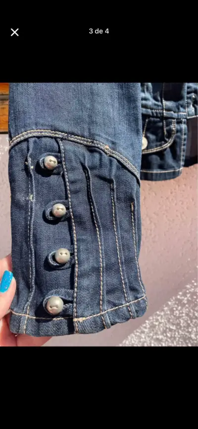 Chaqueta de mezclilla azul para mujer - miniatura 3