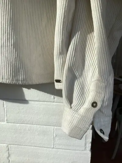 Sobre Camisa Cotelé Umbrale con botones - miniatura 2