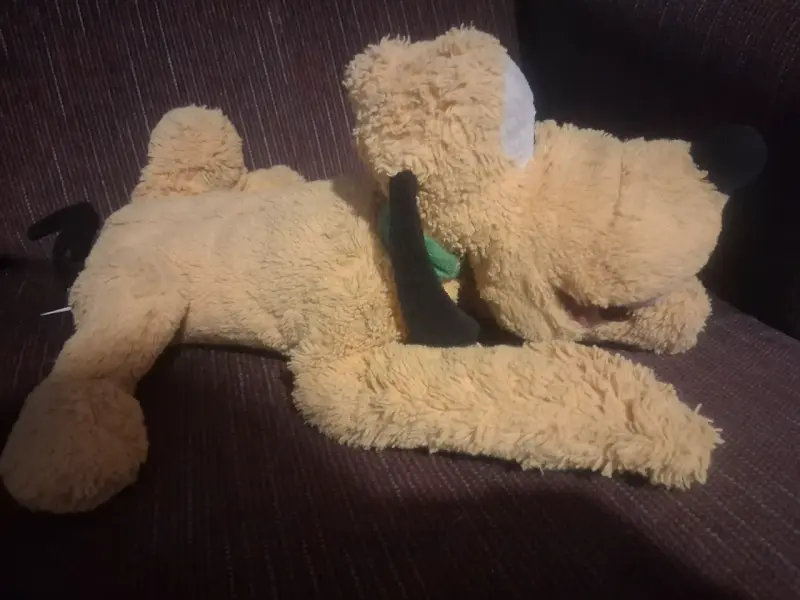 Peluche de Pluto Disney en buen estado - 2