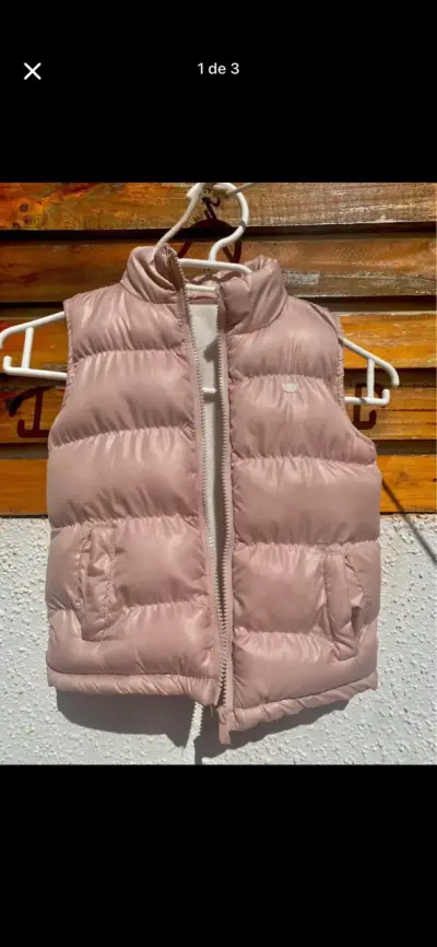 Chaleco acolchado rosa para niña - miniatura 1