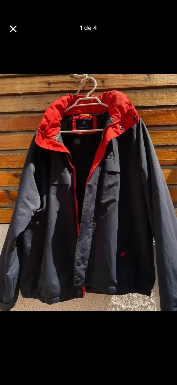 Chaqueta impermeable Rainforest con capucha roja - 1