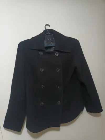 Abrigo negro de lana con botones dobles - miniatura 1