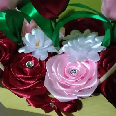 Cartera de ramo con Flores de Tela y Mari - miniatura 2