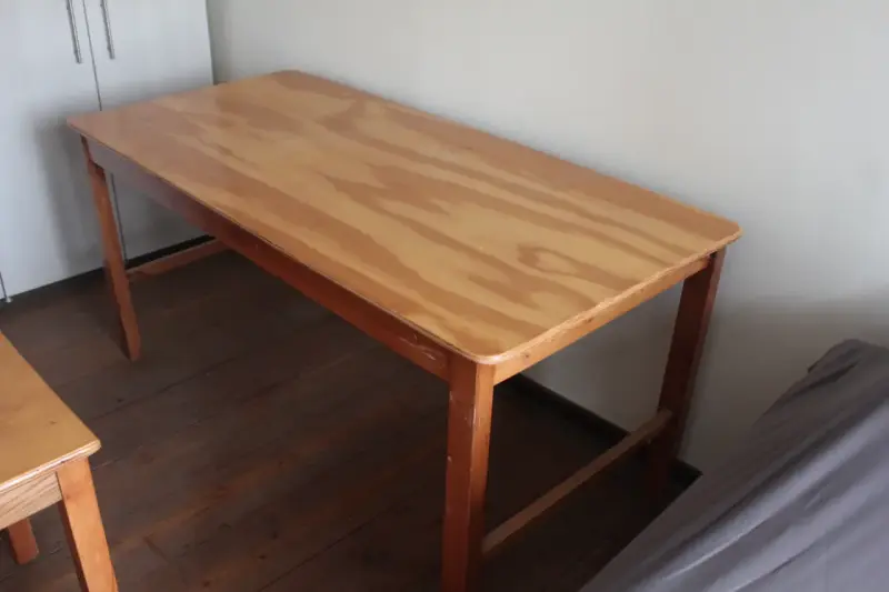 Mesa de madera para comedor o estudio - 2
