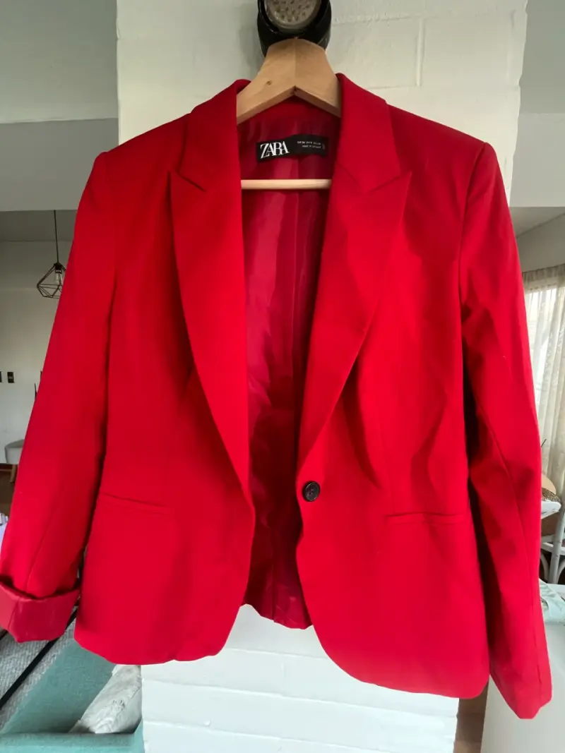 Blazer rojo para mujer Zara talla 38