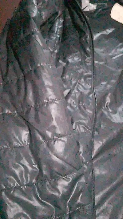 Chaqueta negra con capucha Aziz talla M - miniatura 6