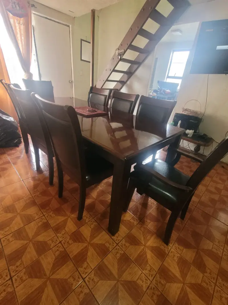 Juego de comedor de madera para 8 personas - 1