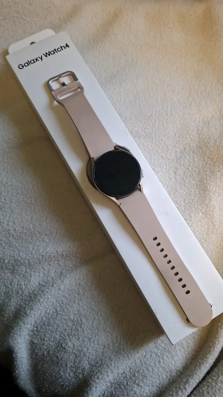 Samsung Galaxy Watch 4 rosa - 3