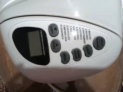 Máquina de Pan Recco Blanca con Funciones Variadas - miniatura 3