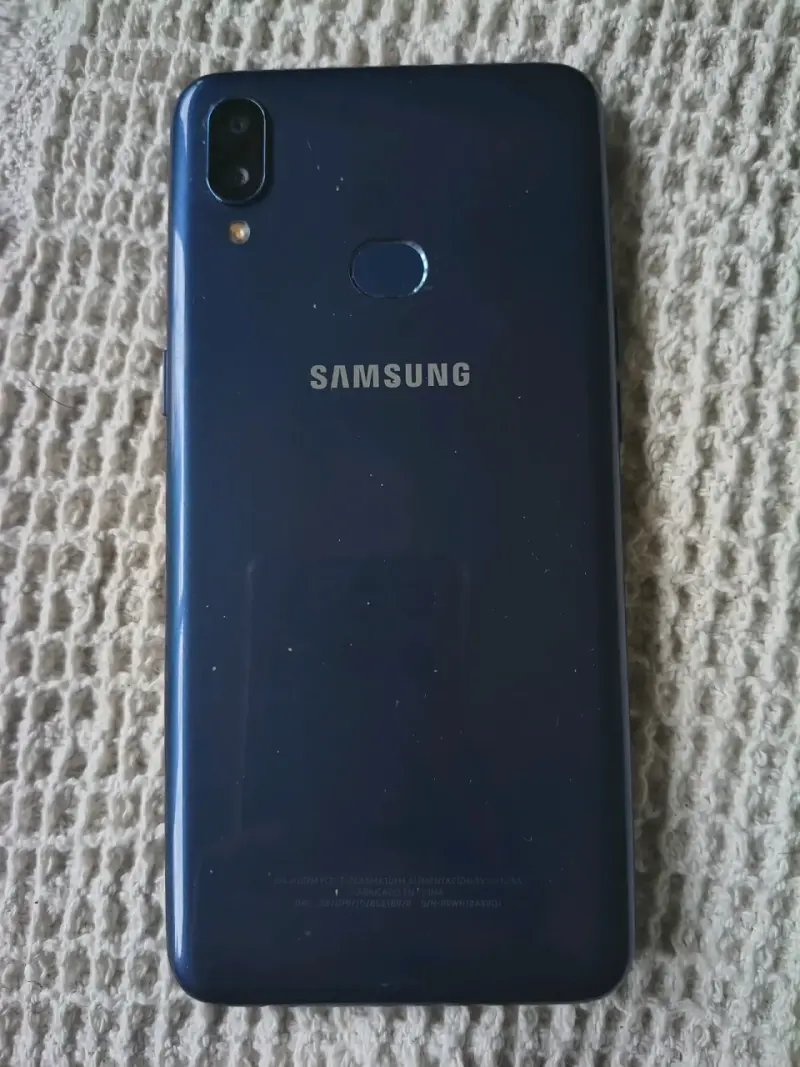 Samsung Galaxy A10s en buen estado - 4