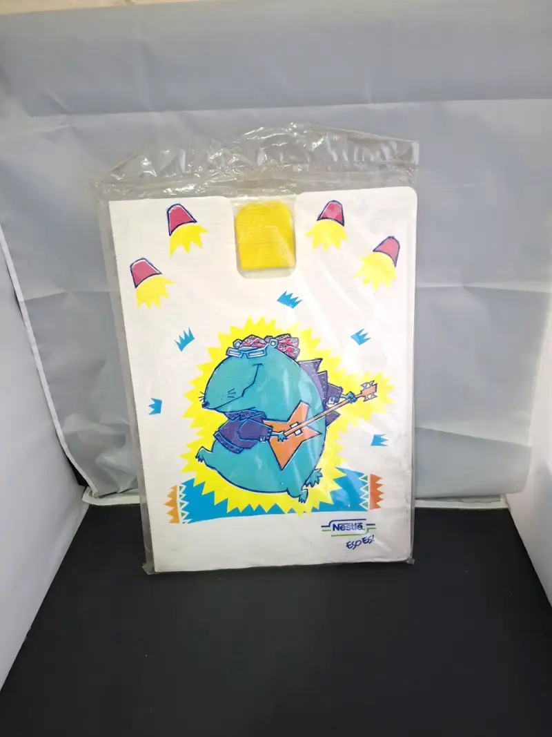 Carpeta Nestlé Promoción Entra en la Onda año 1990 - 3