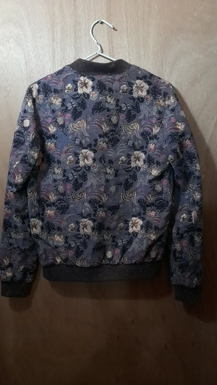 Chaqueta bomber floral para mujer - 3