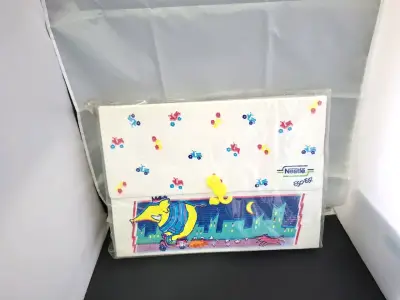Carpeta organizadora infantil Nestlé Espes - miniatura 1