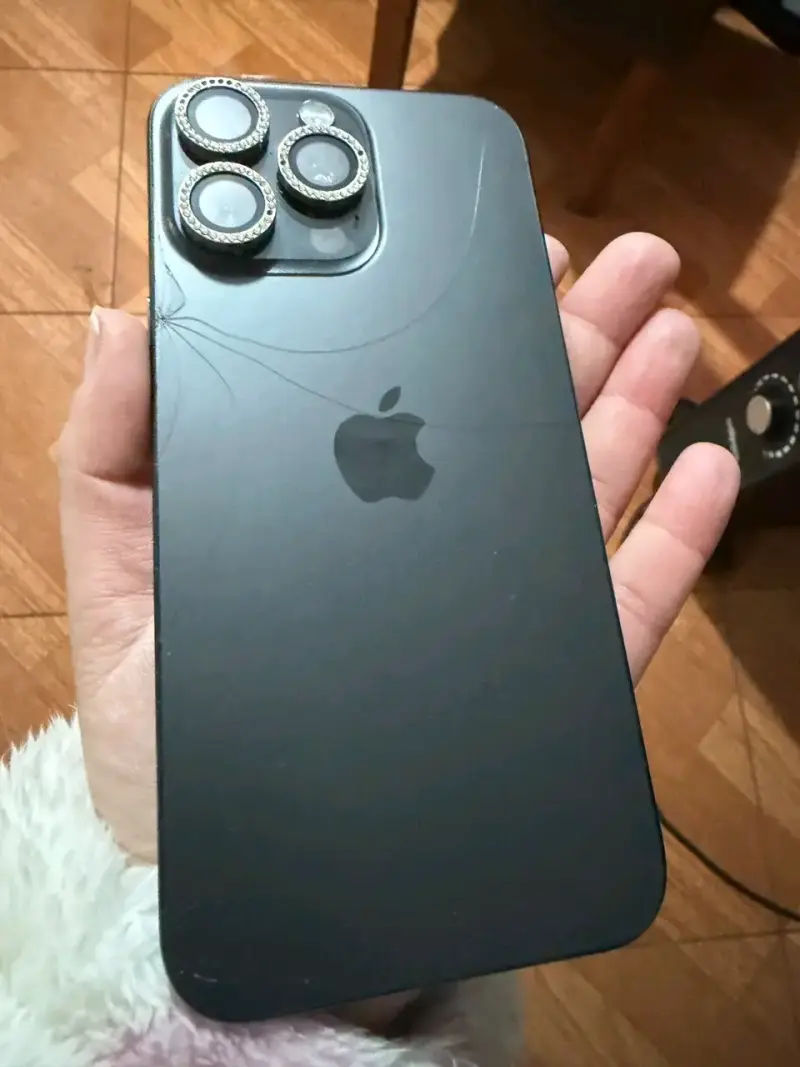 IPhone 15 pro max - 4