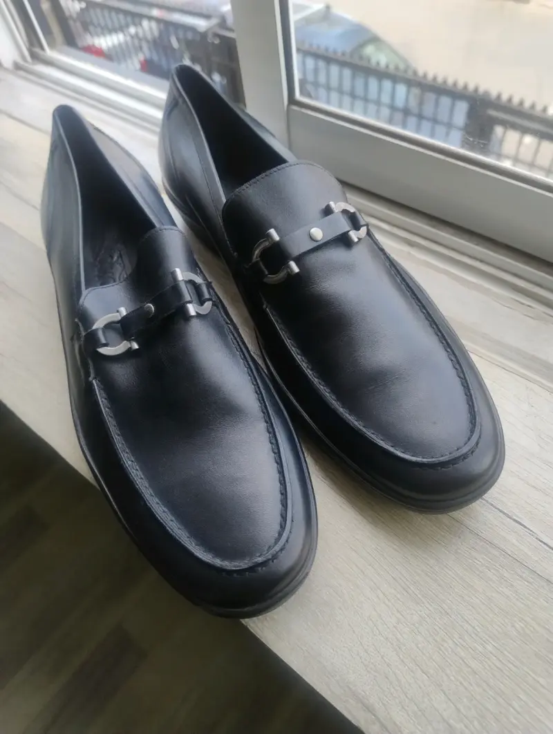 Mocasines Ferragamo de cuero negro para hombre - 2